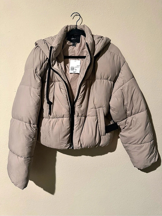 Forever 21 Jackets & Blazers - Forever 21 Cropped Hooded Puffer in Brown Size 1X NWT